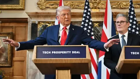 Trump Suggests Starmer Could Deploy Armed Forces to Secure UK Frontiers